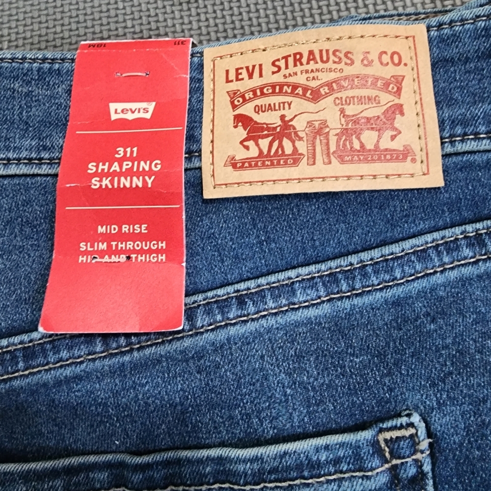 Plus Size Levi's 311 Shaping Skinny Jeans